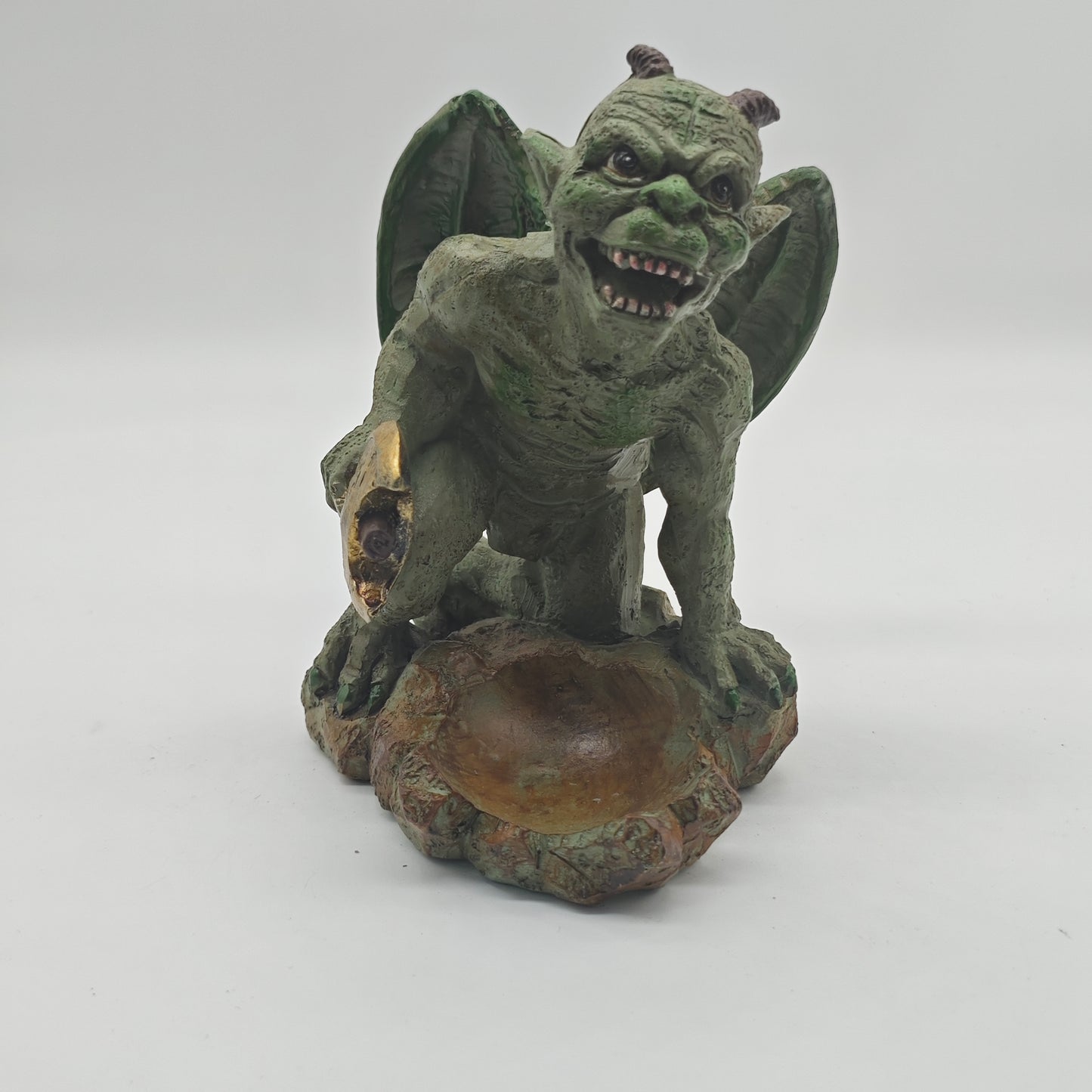 Gargoyle Holder