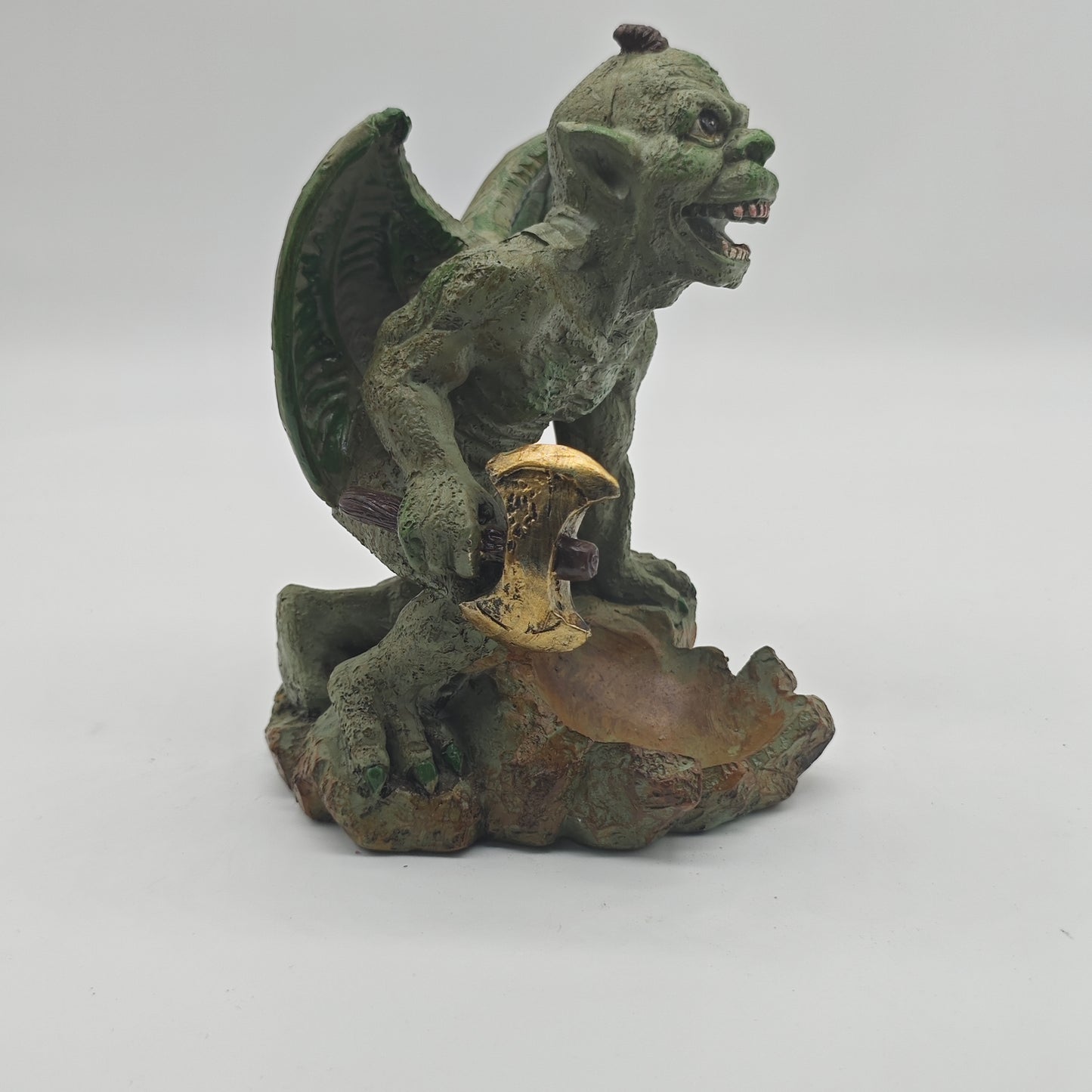 Gargoyle Holder