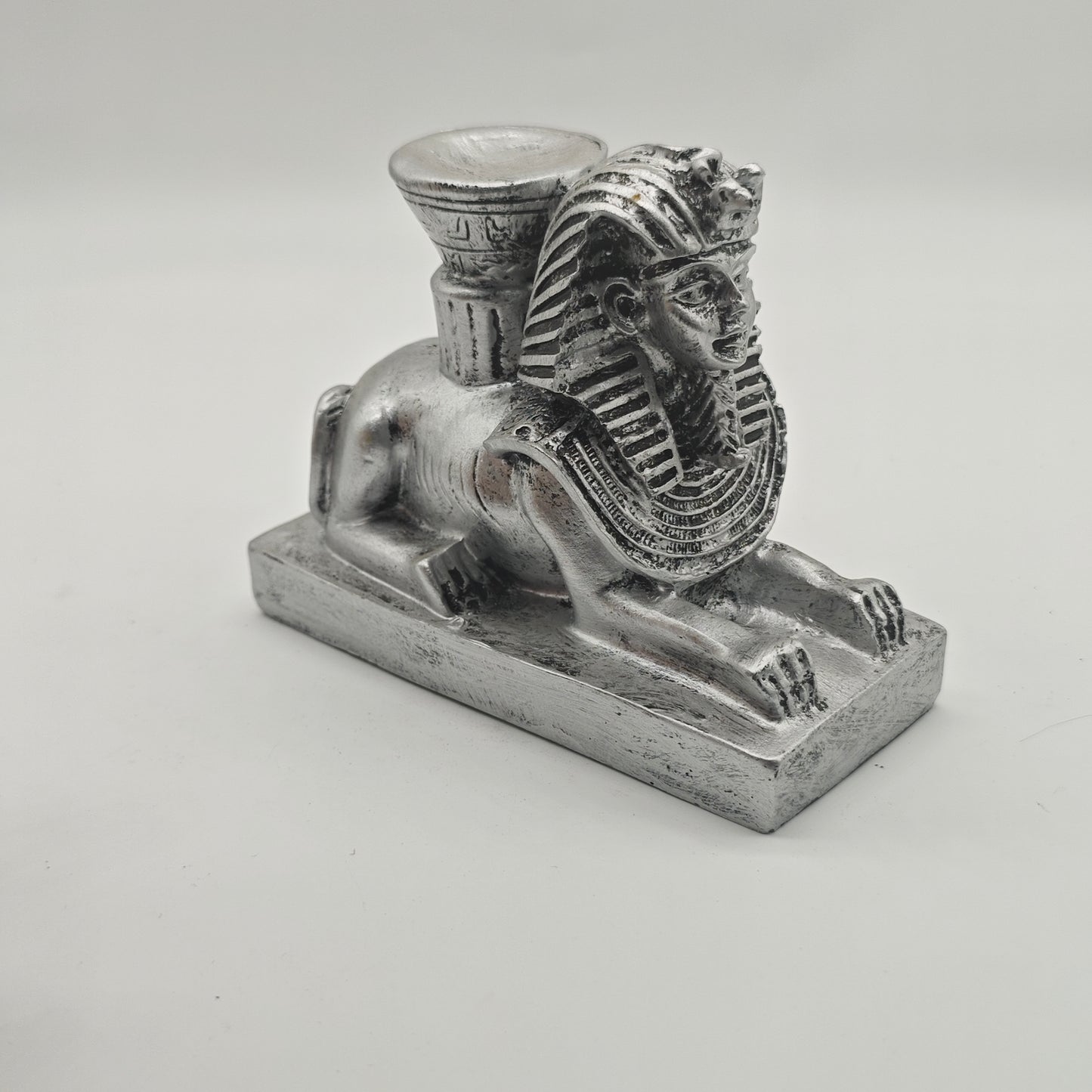 Sphinx Holder