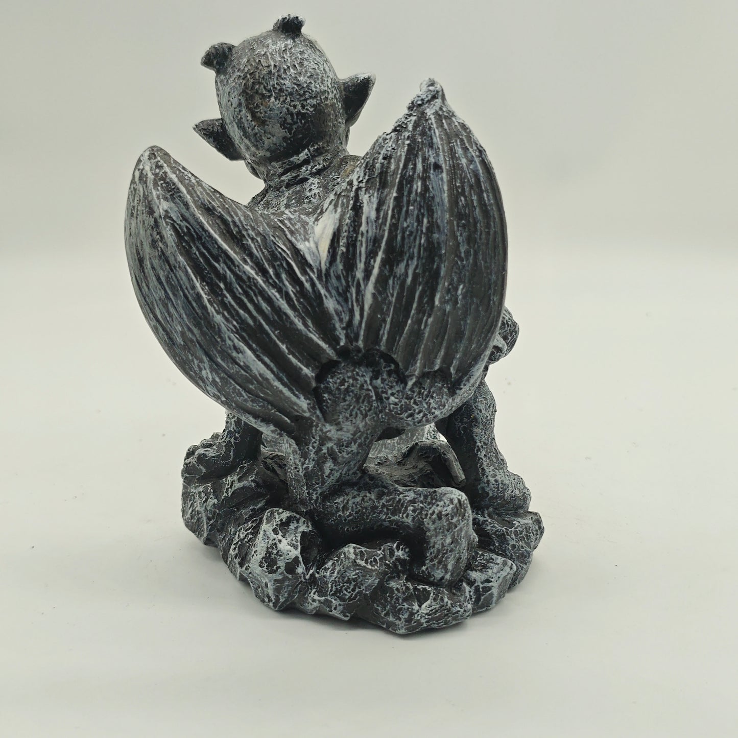 Gargoyle Holder