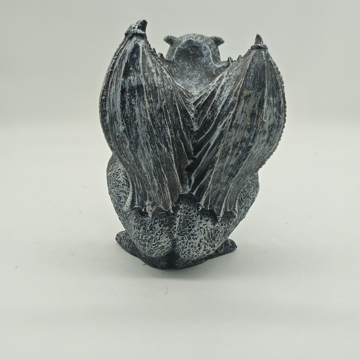 Gargoyle Holder