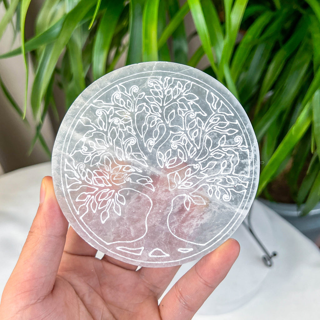 selenite round slab