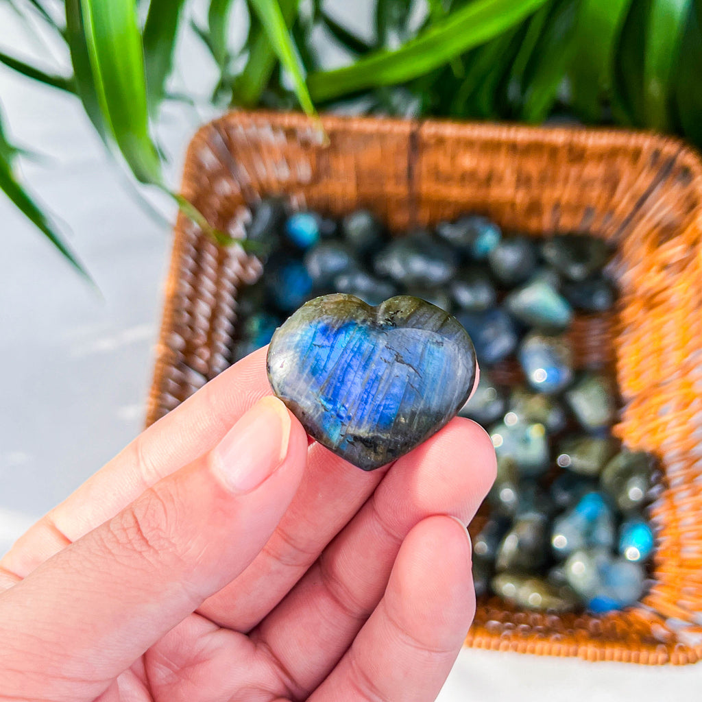 labradorite heart