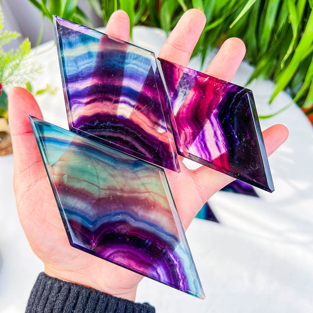 fluorite rhombus